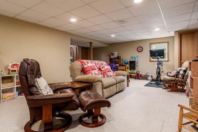 5649 THRIBBLE CROSS, ROSCOE, Illinois 61073, 3 Bedrooms Bedrooms, ,2 BathroomsBathrooms,House,For Sale,THRIBBLE CROSS,202604522
