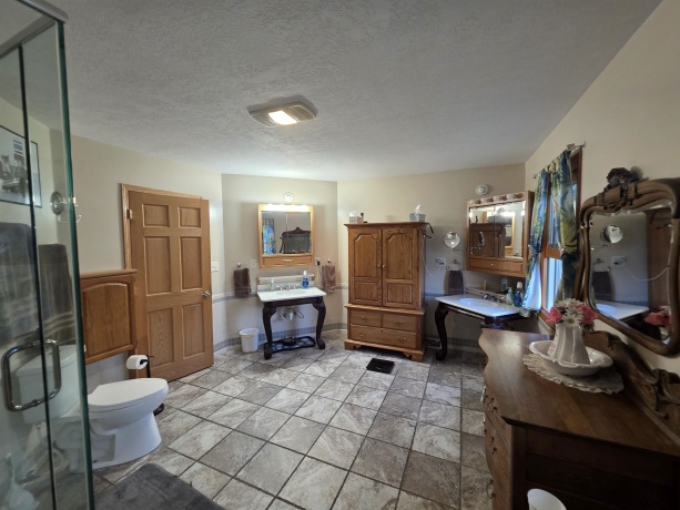 1388 Melwood, ROCKFORD, Illinois 61108, 3 Bedrooms Bedrooms, ,2 BathroomsBathrooms,House,For Sale,Melwood,202604525