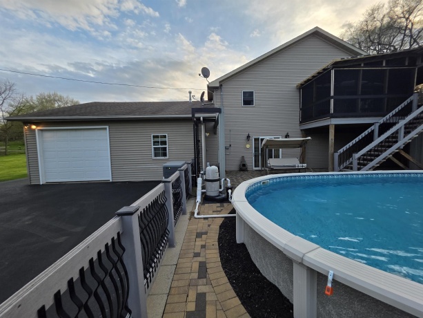 1388 Melwood, ROCKFORD, Illinois 61108, 3 Bedrooms Bedrooms, ,2 BathroomsBathrooms,House,For Sale,Melwood,202604525