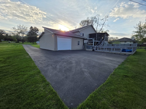 1388 Melwood, ROCKFORD, Illinois 61108, 3 Bedrooms Bedrooms, ,2 BathroomsBathrooms,House,For Sale,Melwood,202604525