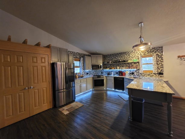 1388 Melwood, ROCKFORD, Illinois 61108, 3 Bedrooms Bedrooms, ,2 BathroomsBathrooms,House,For Sale,Melwood,202604525