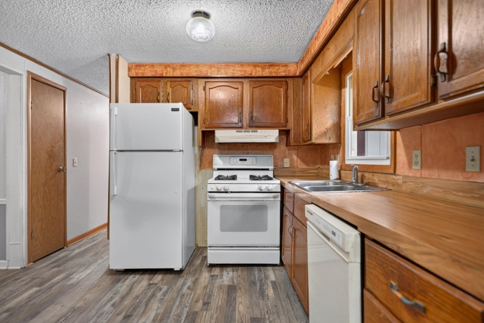 3646 ALGONQUIN, ROCKFORD, Illinois 61102, 3 Bedrooms Bedrooms, ,2 BathroomsBathrooms,House,For Sale,ALGONQUIN,202604526