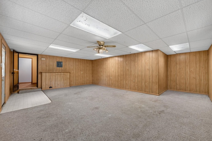 3646 ALGONQUIN, ROCKFORD, Illinois 61102, 3 Bedrooms Bedrooms, ,2 BathroomsBathrooms,House,For Sale,ALGONQUIN,202604526
