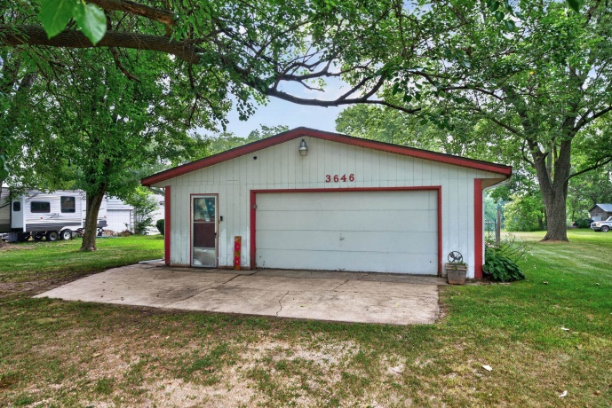 3646 ALGONQUIN, ROCKFORD, Illinois 61102, 3 Bedrooms Bedrooms, ,2 BathroomsBathrooms,House,For Sale,ALGONQUIN,202604526