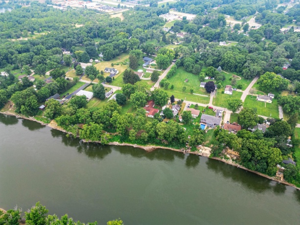 3646 ALGONQUIN, ROCKFORD, Illinois 61102, 3 Bedrooms Bedrooms, ,2 BathroomsBathrooms,House,For Sale,ALGONQUIN,202604526