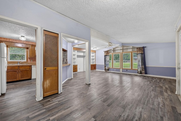 3646 ALGONQUIN, ROCKFORD, Illinois 61102, 3 Bedrooms Bedrooms, ,2 BathroomsBathrooms,House,For Sale,ALGONQUIN,202604526