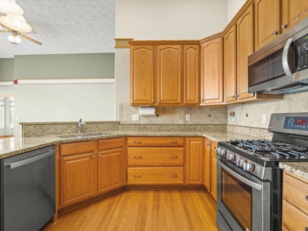 3729 Lakeview, WINNEBAGO, Illinois 61088, 4 Bedrooms Bedrooms, ,3 BathroomsBathrooms,Condominium,For Sale,Lakeview,202604529
