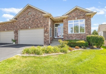 3729 Lakeview, WINNEBAGO, Illinois 61088, 4 Bedrooms Bedrooms, ,3 BathroomsBathrooms,Condominium,For Sale,Lakeview,202604529