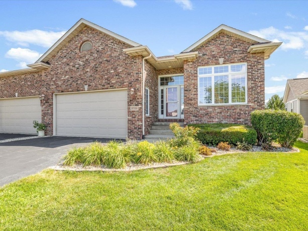 3729 Lakeview, WINNEBAGO, Illinois 61088, 4 Bedrooms Bedrooms, ,3 BathroomsBathrooms,Condominium,For Sale,Lakeview,202604529