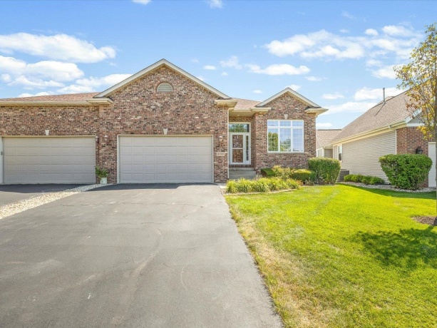 3729 Lakeview, WINNEBAGO, Illinois 61088, 4 Bedrooms Bedrooms, ,3 BathroomsBathrooms,Condominium,For Sale,Lakeview,202604529
