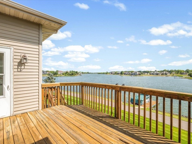 3729 Lakeview, WINNEBAGO, Illinois 61088, 4 Bedrooms Bedrooms, ,3 BathroomsBathrooms,Condominium,For Sale,Lakeview,202604529