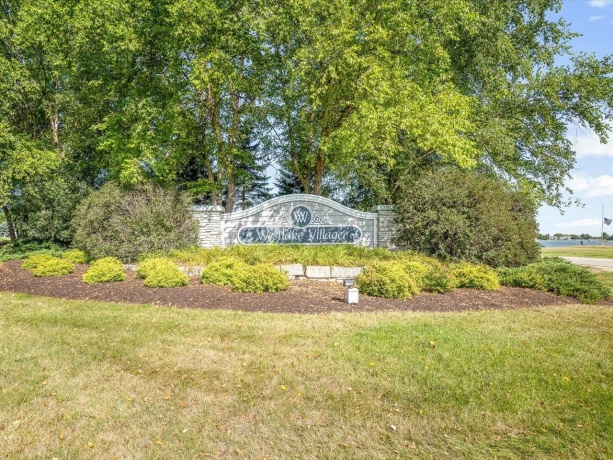 3729 Lakeview, WINNEBAGO, Illinois 61088, 4 Bedrooms Bedrooms, ,3 BathroomsBathrooms,Condominium,For Sale,Lakeview,202604529