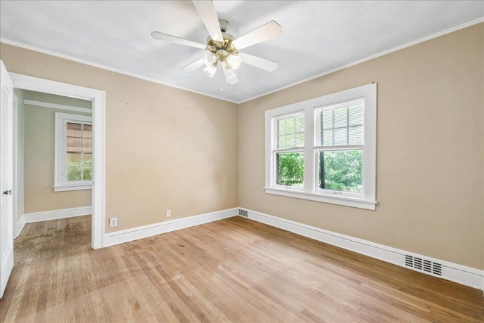 905 18th, ROCKFORD, Illinois 61104, ,2 Units,For Sale,18th,202604180