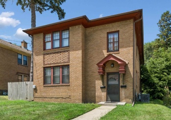905 18th, ROCKFORD, Illinois 61104, ,2 Units,For Sale,18th,202604180