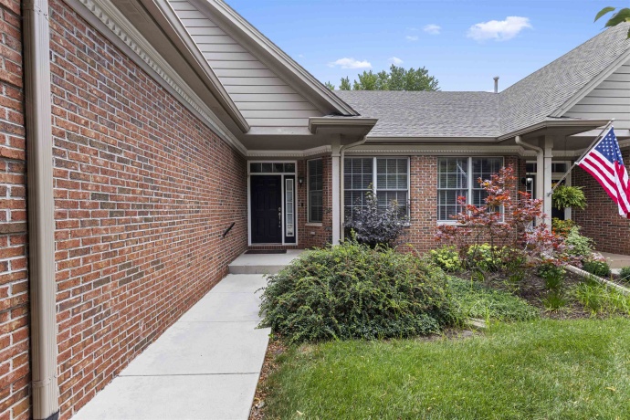 2947 Troon, ROCKFORD, Illinois 61114, 2 Bedrooms Bedrooms, ,2 BathroomsBathrooms,Condominium,For Sale,Troon,202604531