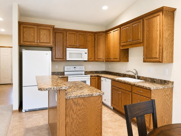 621 Hewitt, FORRESTON, Illinois 61030, 2 Bedrooms Bedrooms, ,2 BathroomsBathrooms,House,For Sale,Hewitt,202604530