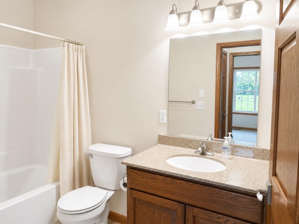 621 Hewitt, FORRESTON, Illinois 61030, 2 Bedrooms Bedrooms, ,2 BathroomsBathrooms,House,For Sale,Hewitt,202604530