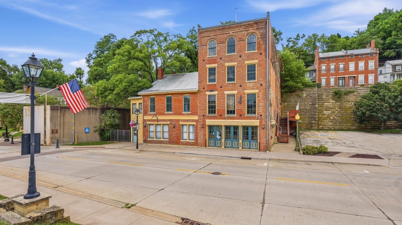 515 Main, GALENA, Illinois 61036, ,Commercial,For Sale,Main,202604533