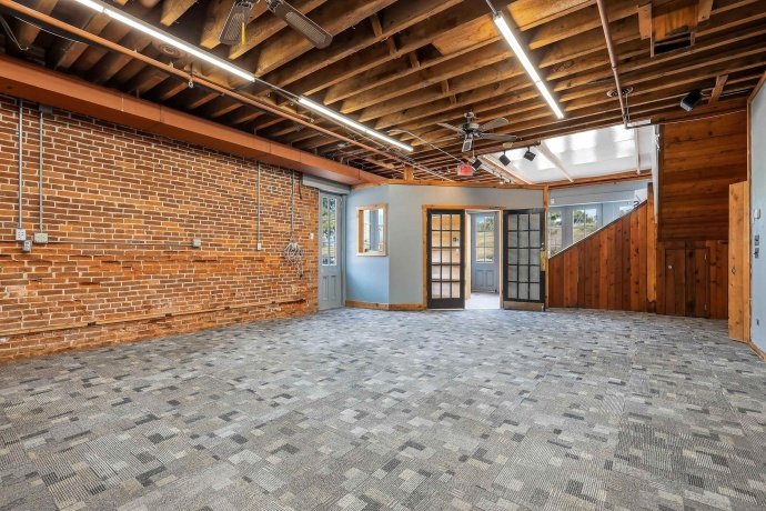 515 Main, GALENA, Illinois 61036, ,Commercial,For Sale,Main,202604533