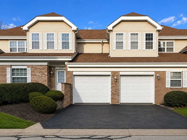 1628 White Oak, CHERRY VALLEY, Illinois 61016, 1 Bedroom Bedrooms, ,1 BathroomBathrooms,Condominium,For Sale,White Oak,202604532