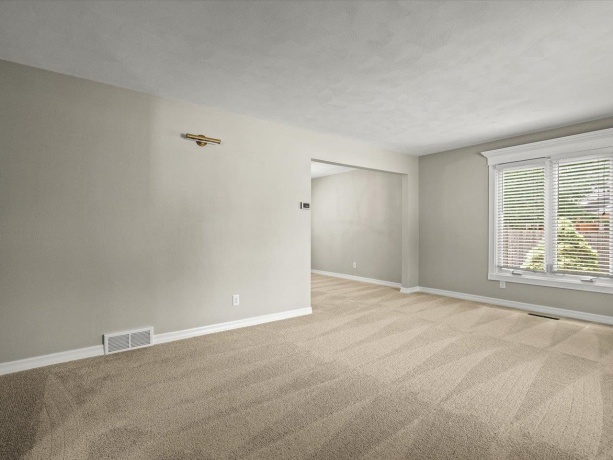 1770 Sweetbriar, ROCKFORD, Illinois 61107, 4 Bedrooms Bedrooms, ,2 BathroomsBathrooms,House,For Sale,Sweetbriar,202604535