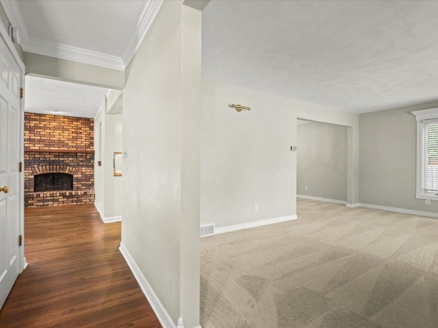 1770 Sweetbriar, ROCKFORD, Illinois 61107, 4 Bedrooms Bedrooms, ,2 BathroomsBathrooms,House,For Sale,Sweetbriar,202604535