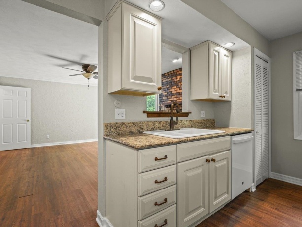 1770 Sweetbriar, ROCKFORD, Illinois 61107, 4 Bedrooms Bedrooms, ,2 BathroomsBathrooms,House,For Sale,Sweetbriar,202604535