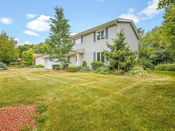 1770 Sweetbriar, ROCKFORD, Illinois 61107, 4 Bedrooms Bedrooms, ,2 BathroomsBathrooms,House,For Sale,Sweetbriar,202604535