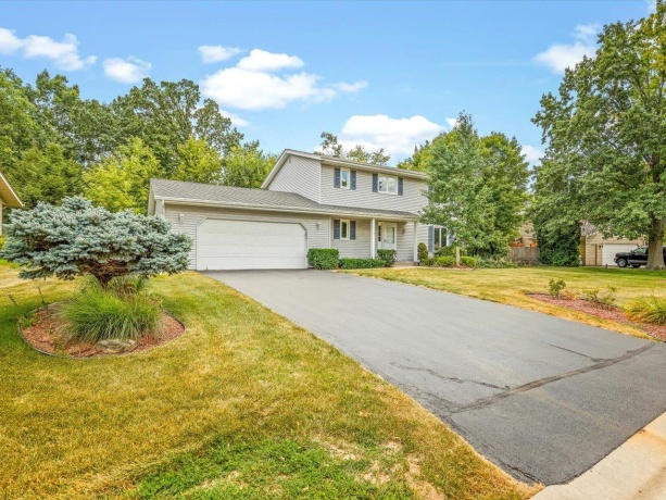 1770 Sweetbriar, ROCKFORD, Illinois 61107, 4 Bedrooms Bedrooms, ,2 BathroomsBathrooms,House,For Sale,Sweetbriar,202604535