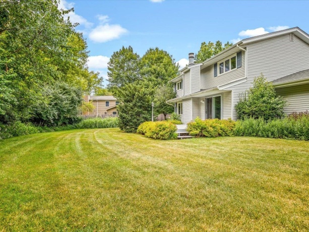 1770 Sweetbriar, ROCKFORD, Illinois 61107, 4 Bedrooms Bedrooms, ,2 BathroomsBathrooms,House,For Sale,Sweetbriar,202604535