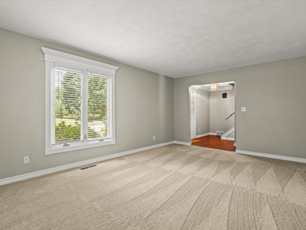 1770 Sweetbriar, ROCKFORD, Illinois 61107, 4 Bedrooms Bedrooms, ,2 BathroomsBathrooms,House,For Sale,Sweetbriar,202604535