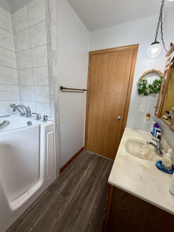 5939 Vesper, SOUTH BELOIT, Illinois 61080, 3 Bedrooms Bedrooms, ,2 BathroomsBathrooms,House,For Sale,Vesper,202604536
