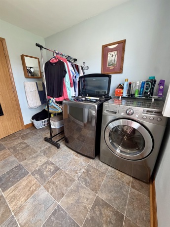 5939 Vesper, SOUTH BELOIT, Illinois 61080, 3 Bedrooms Bedrooms, ,2 BathroomsBathrooms,House,For Sale,Vesper,202604536