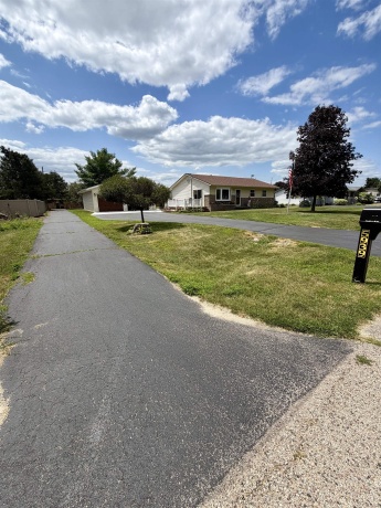 5939 Vesper, SOUTH BELOIT, Illinois 61080, 3 Bedrooms Bedrooms, ,2 BathroomsBathrooms,House,For Sale,Vesper,202604536