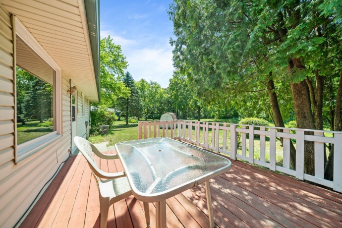 6851 Stong Box, ROSCOE, Illinois 61073, 3 Bedrooms Bedrooms, ,1 BathroomBathrooms,House,For Sale,Stong Box,202604537