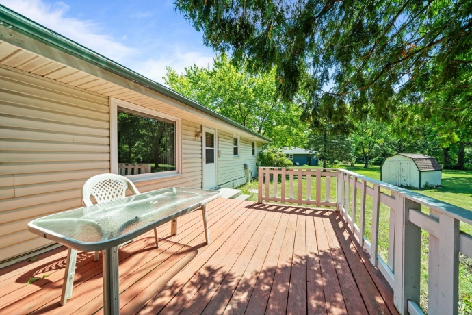 6851 Stong Box, ROSCOE, Illinois 61073, 3 Bedrooms Bedrooms, ,1 BathroomBathrooms,House,For Sale,Stong Box,202604537