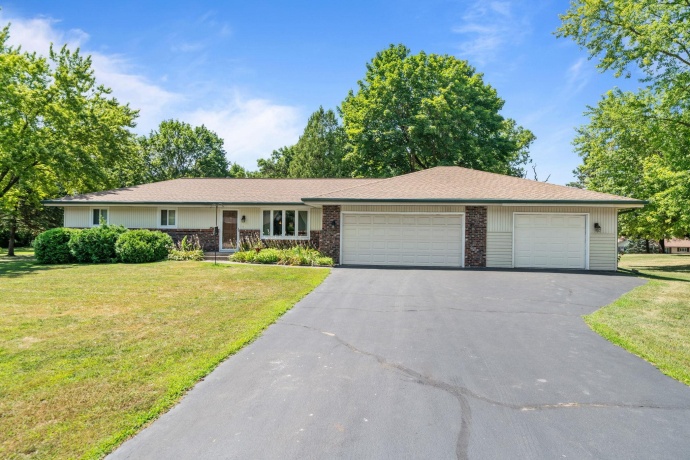 6851 Stong Box, ROSCOE, Illinois 61073, 3 Bedrooms Bedrooms, ,1 BathroomBathrooms,House,For Sale,Stong Box,202604537