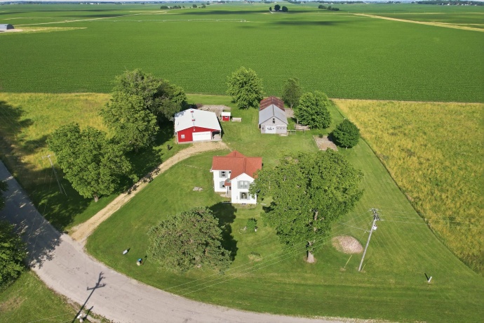 2074 Prairie, ASHTON, Illinois 61006, 2 Bedrooms Bedrooms, ,1 BathroomBathrooms,House,For Sale,Prairie,202603710