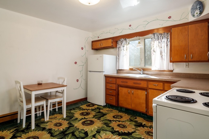 1656 Oakwood, BELOIT, Wisconsin 53511, 4 Bedrooms Bedrooms, ,3 BathroomsBathrooms,House,For Sale,Oakwood,202601714