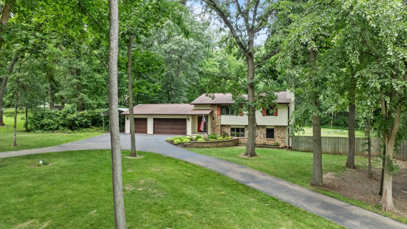 6475 Possum, OREGON, Illinois 61061, 4 Bedrooms Bedrooms, ,2 BathroomsBathrooms,House,For Sale,Possum,202604541
