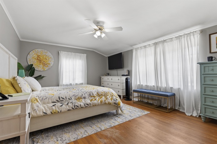 1611 Oakdale, ROCKFORD, Illinois 61108, 3 Bedrooms Bedrooms, ,2 BathroomsBathrooms,House,For Sale,Oakdale,202604542