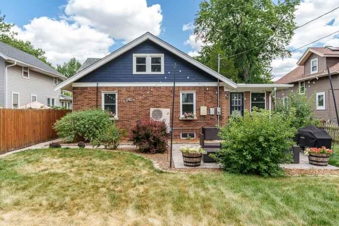 1912 Cumberland, ROCKFORD, Illinois 61103, 2 Bedrooms Bedrooms, ,1 BathroomBathrooms,House,For Sale,Cumberland,202604543