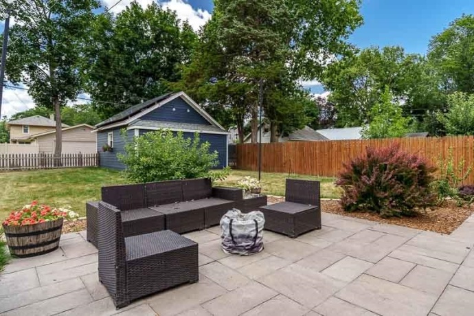 1912 Cumberland, ROCKFORD, Illinois 61103, 2 Bedrooms Bedrooms, ,1 BathroomBathrooms,House,For Sale,Cumberland,202604543