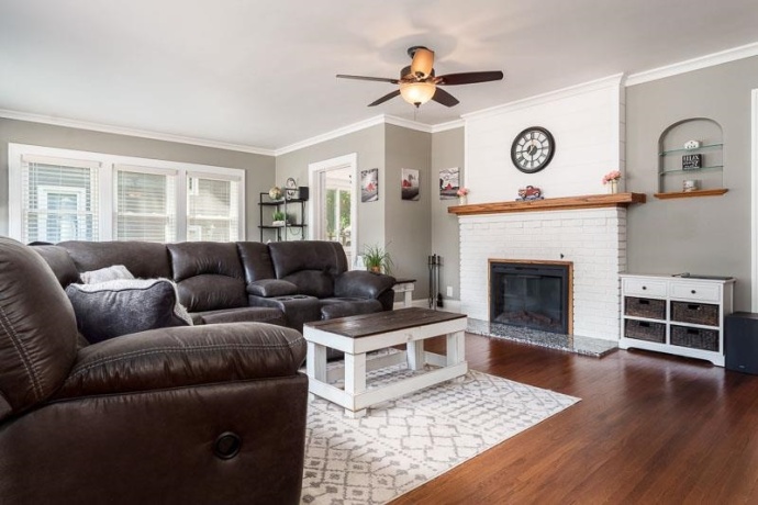 1912 Cumberland, ROCKFORD, Illinois 61103, 2 Bedrooms Bedrooms, ,1 BathroomBathrooms,House,For Sale,Cumberland,202604543