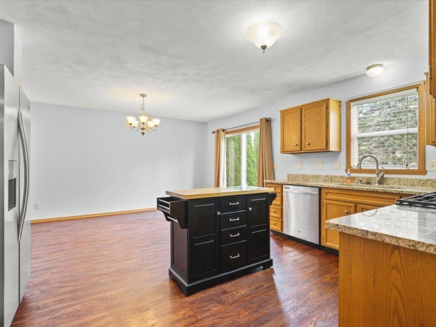 7426 Ashton Villa, ROCKFORD, Illinois 61107, 3 Bedrooms Bedrooms, ,3 BathroomsBathrooms,House,For Sale,Ashton Villa,202604544