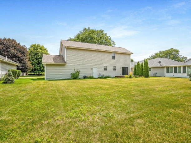 7426 Ashton Villa, ROCKFORD, Illinois 61107, 3 Bedrooms Bedrooms, ,3 BathroomsBathrooms,House,For Sale,Ashton Villa,202604544