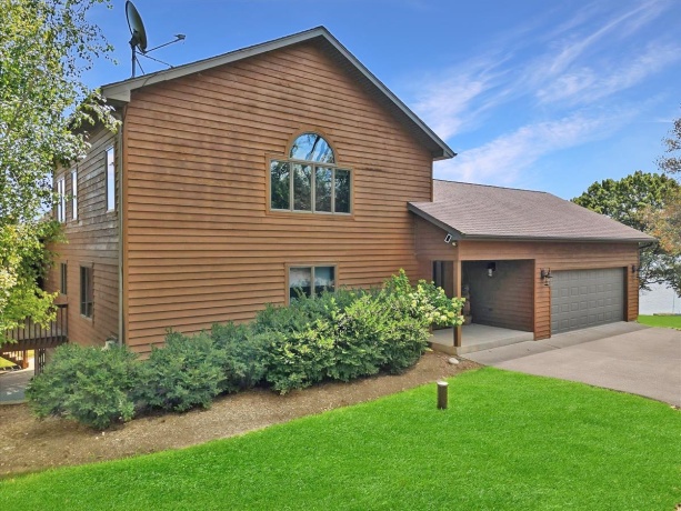27-43 Ridgeview, LAKE CARROLL, Illinois 61046, 4 Bedrooms Bedrooms, ,3 BathroomsBathrooms,House,For Sale,Ridgeview,202604549