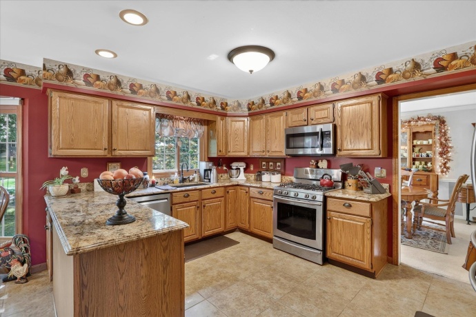 2976 Wedgewood, DEKALB, Illinois 60115, 4 Bedrooms Bedrooms, ,2 BathroomsBathrooms,House,For Sale,Wedgewood,202604523