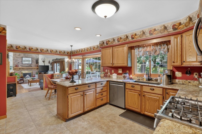 2976 Wedgewood, DEKALB, Illinois 60115, 4 Bedrooms Bedrooms, ,2 BathroomsBathrooms,House,For Sale,Wedgewood,202604523
