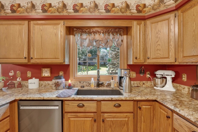 2976 Wedgewood, DEKALB, Illinois 60115, 4 Bedrooms Bedrooms, ,2 BathroomsBathrooms,House,For Sale,Wedgewood,202604523